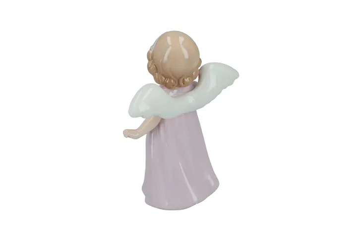 figurka-dziewczynka-material-wykonania-porcelana
