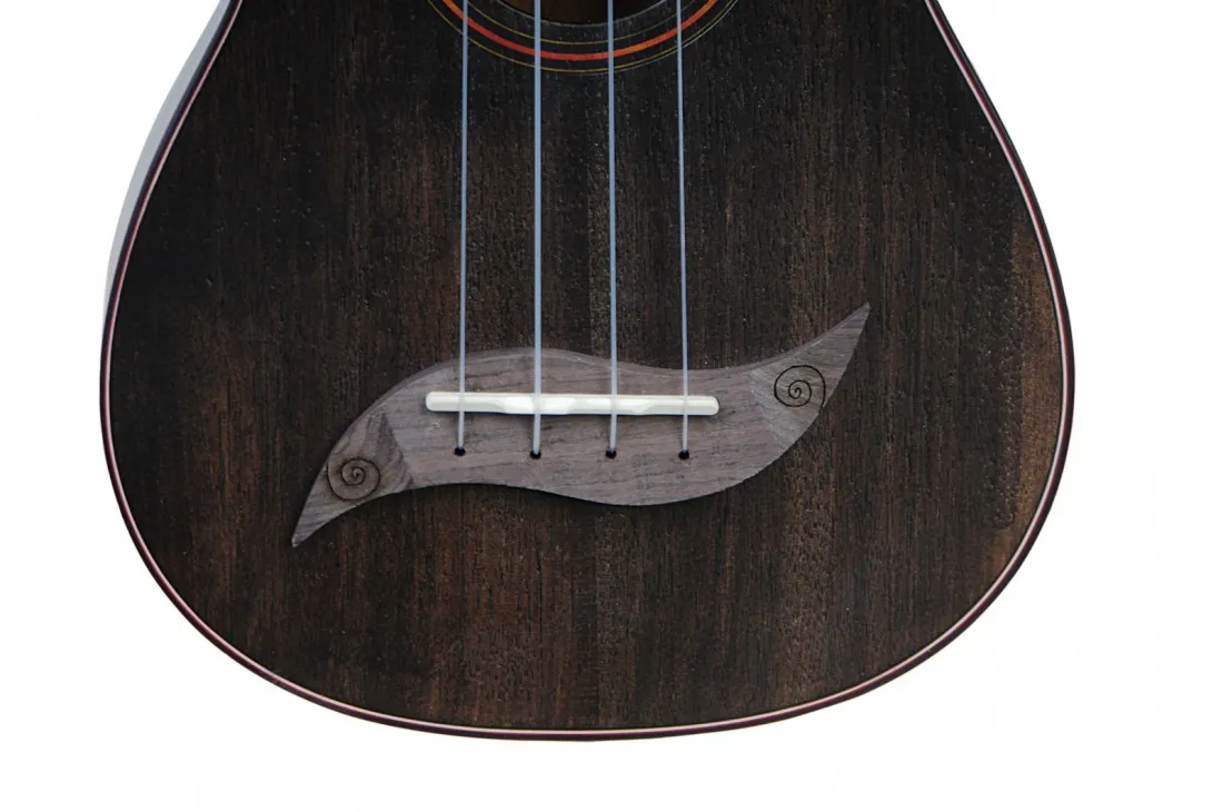 flycat-w10c-bk-wave-ukulele-koncertowe