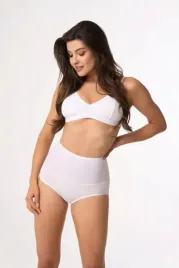 figi-modelujace-z-wysokim-stanem-biale-073