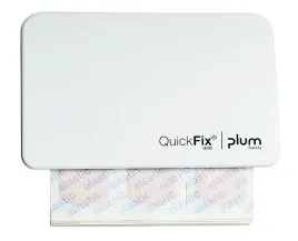 dozownik-plum-quickfix-uno-z-wkladem-plastrow-elastycznych-45szt-bialy