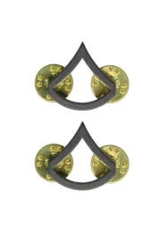 przypinka-czarna-metalowy-stopien-starszy-szeregowy-pin-us-army-2-szt