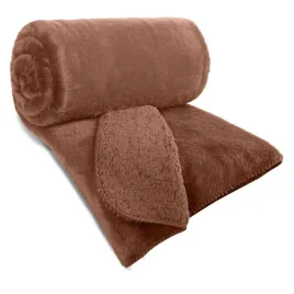 narzuta-futrzana-nina-bezowa-mocha-170x210-cm-miekka-i-ciepla