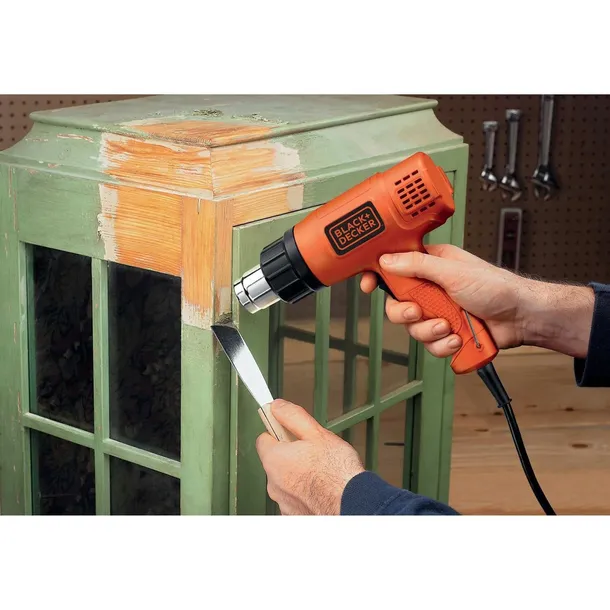 opalarka-black-decker-1750-w