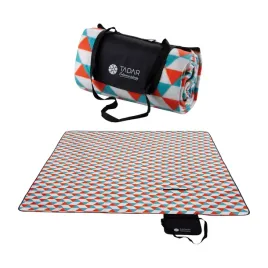 koc-piknikowy-200-x-200-cm-tadar-z-izolacja-trojkaty-wielokolorowy