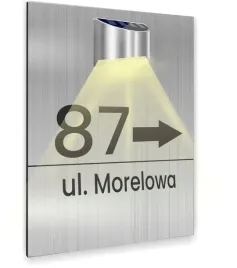 duza-tabliczka-adresowa-dibond-srebrna-adres-pionowa-40x30-lampka-solarna