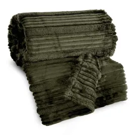 koc-oliwkowy-200x220-nina-flanelowy-miekki-cieply-i-puszysty-efekt-3d