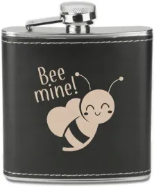 grawerowana-piersiowka-180-ml-personalizowany-prezent-na-walentynki