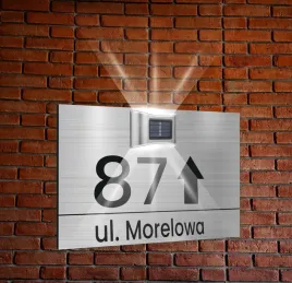 srebrna-tabliczka-adresowa-lampka-nierdzewna-numer-domu-dibond-40x30-cm