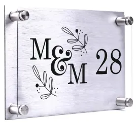tabliczka-adresowa-inicjaly-nr-domu-30x20-dibond-plexi-dystanse-montazowe