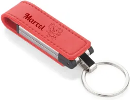 pamiatka-ekoskora-pendrive-z-grawerem-z-imieniem-dziecka-czerwony-16-gb