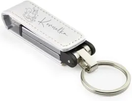 pamiatka-ekoskora-pendrive-z-grawerem-z-imieniem-dziecka
