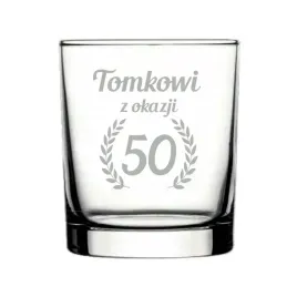 szklanka-do-whisky-prezent-na-urodziny-z-imieniem-grawer-z-personalizacja
