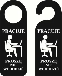 zawieszka-na-drzwi-klamke-hotelowa-czarna-plexi-twoj-napis