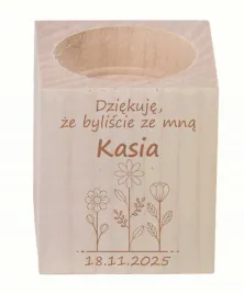 grawer-swiecznik-drewniany-podziekowania-na-urodziny-dziecka-z-imieniem