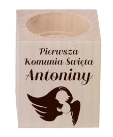 swiecznik-drewniany-z-grawerem-pamiatka-komunii-swietej-z-dedykacja
