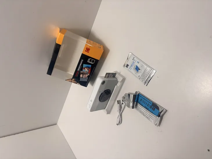 aparat-kodak-printomatic-szary-zlacza-micro-usb