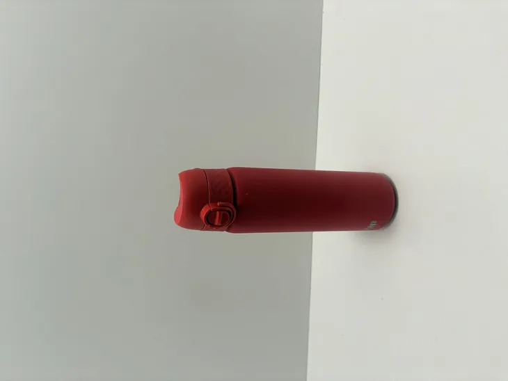 bidon-ion8-600-ml-wysokosc-produktu-23-1-cm