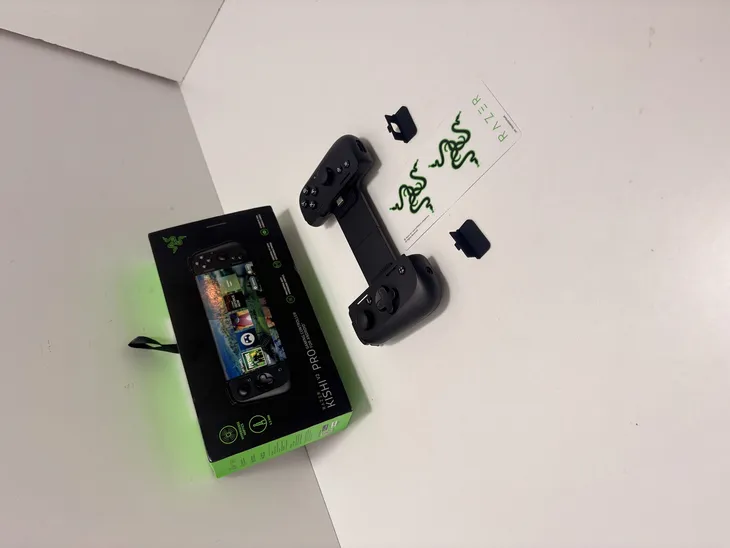 gamepad-razer-kishi-v2-pro-android-produkt-wprowadzony-do-obrotu-na-terenie-ue-przed-13-12-2024-nie