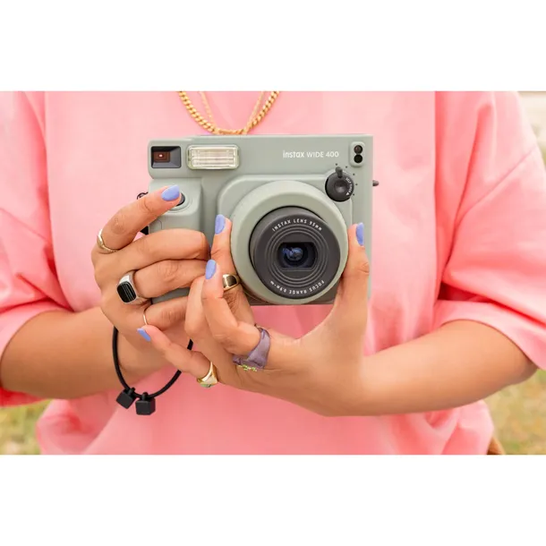fujifilm-instax-wide-400