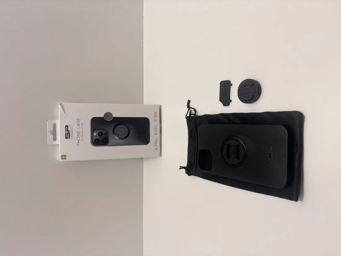 plecki-sp-connect-do-apple-iphone-13-pro-czarny