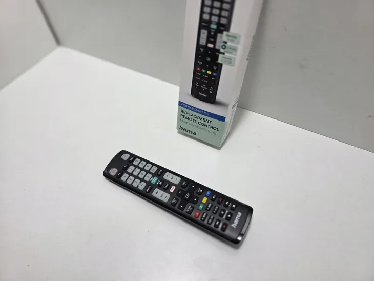 pilot-hama-samsung-czarny-zawiera-baterie-nie
