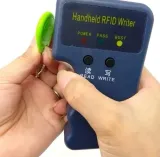 programator-rfid-125-khz-em4100-t5577-z-2-brelokami-stan-nowy