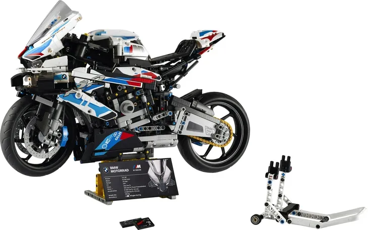 lego-technic-bmw-m-1000-rr