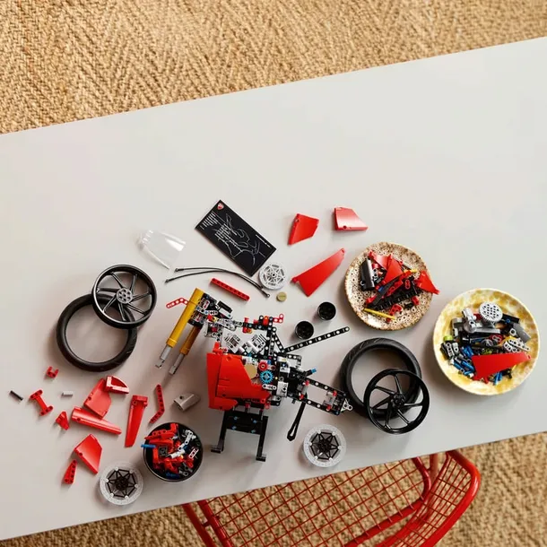 lego-technic-motocykl-ducati-panigale-v4-s