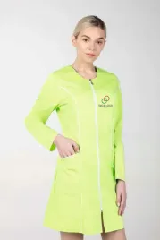 fartuch-medyczny-damski-na-suwak-firmowy-z-haftem-twoim-logo-napisem-10-szt