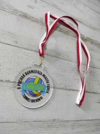 medal-z-plexi-8-cm-z-twoim-nadrukiem-uv-personalizowany