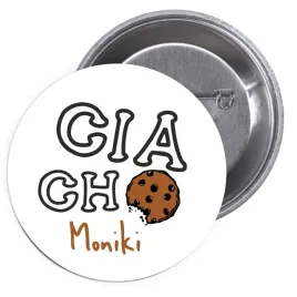 przypinki-buttony-ciacho-moniki-znaczki-z-grafika