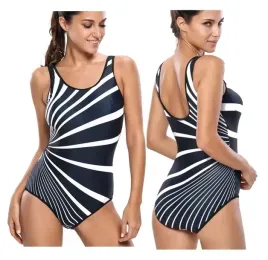 jednoczesciowy-stroj-kapielowy-basen-plus-size-46