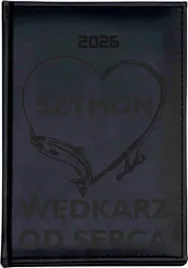 stylowy-kalendarz-wedkarza-a4-2026-ksiazkowy-tygodniowy-grawerowany