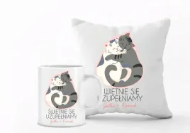 walentynkowy-zestaw-poduszka-i-kubek-prezent-z-twom-nadrukiem-z-imionami