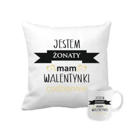 zestaw-poduszka-kubek-z-nadrukiem-prezent-na-walentynki-dla-meza