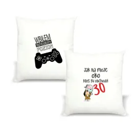 poduszka-z-nadrukiem-wbilem-trzydziesty-poziom