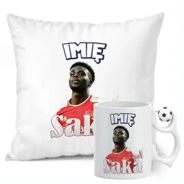 zestaw-personalizowany-kubek-pilkarski-poduszka-bukayo-saka-arsenal