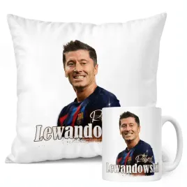 zestaw-kubek-poduszka-robert-lewandowski-dla-kibicow-fc-barcelona