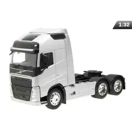 autko-model-1-32-volvo-fh-ciagniktrzyosiowy-srebrn