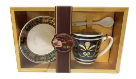 filizanka-ze-spodkiem-i-lyzeczka