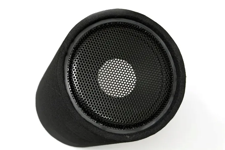 tuba-basowa-aktywna-800-w-subwoofer-kable-model-vk-1201