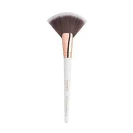 fan-brush-f22