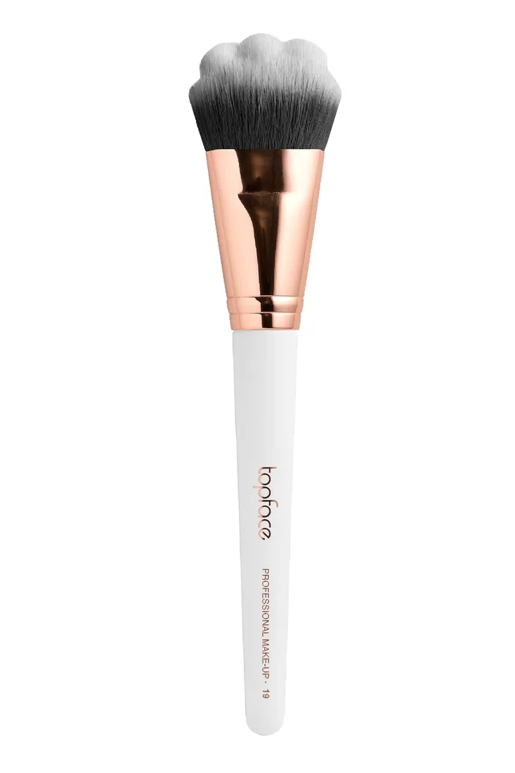 face-and-primer-brush-f19