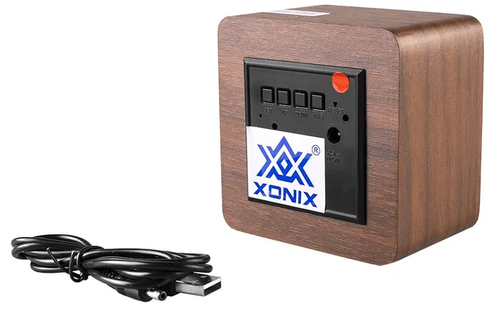 drewniany-budzik-sieciowy-xonix-termometr-data-stan-nowy