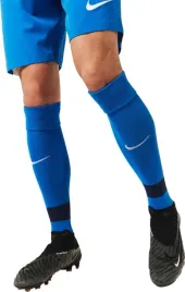 getry-pilkarskie-nike-matchfit-knee-high-team-strike-kh-wc22-tea-rozm-31-35