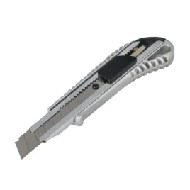 faster-tools-noz-aluminiowy-z-ostrzem-lamanym-18mm
