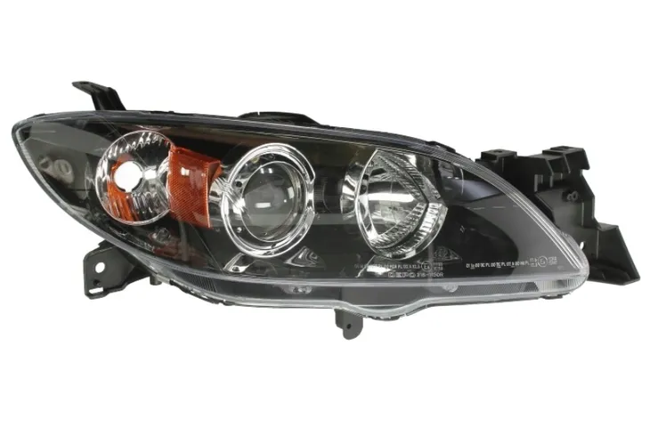 reflektor-mazda-3-4d-03-strona-zabudowy-prawa