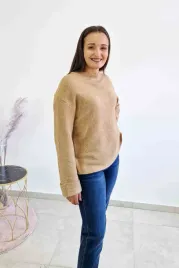 luzny-sweter-damski-na-co-dzien-karmelowy-uni