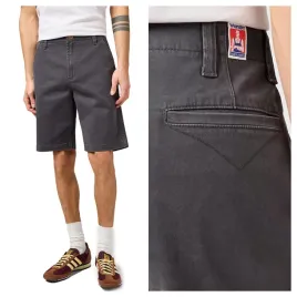 spodenki-meskie-wrangler-cj-chino-shorts-faded-black-czarne-szorty-w38