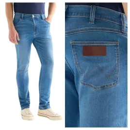 spodnie-meskie-wrangler-larston-light-visual-jeansy-niebieskie-w31-l30